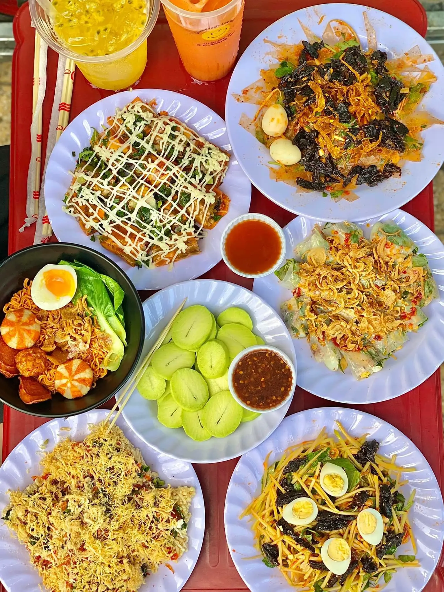 Thiên đường ăn vặt Nha Trang: Món ngon chỉ dân sành mới biết