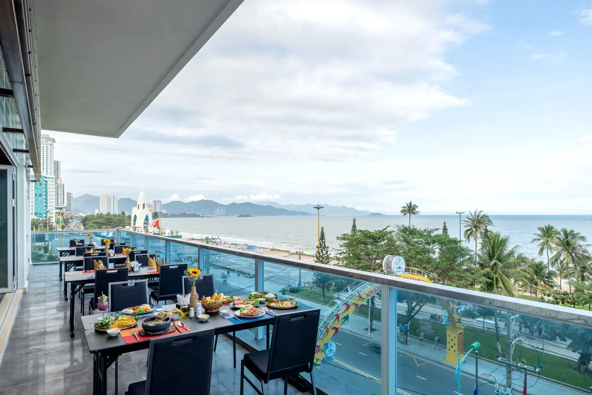 khách sạn nha trang 5 sao