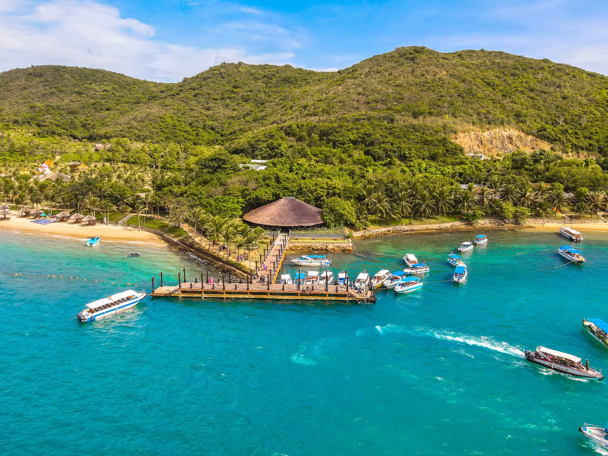 Du lịch Bãi Tranh Nha Trang 2026: Hòn ngọc độc đáo của vịnh Nha Trang