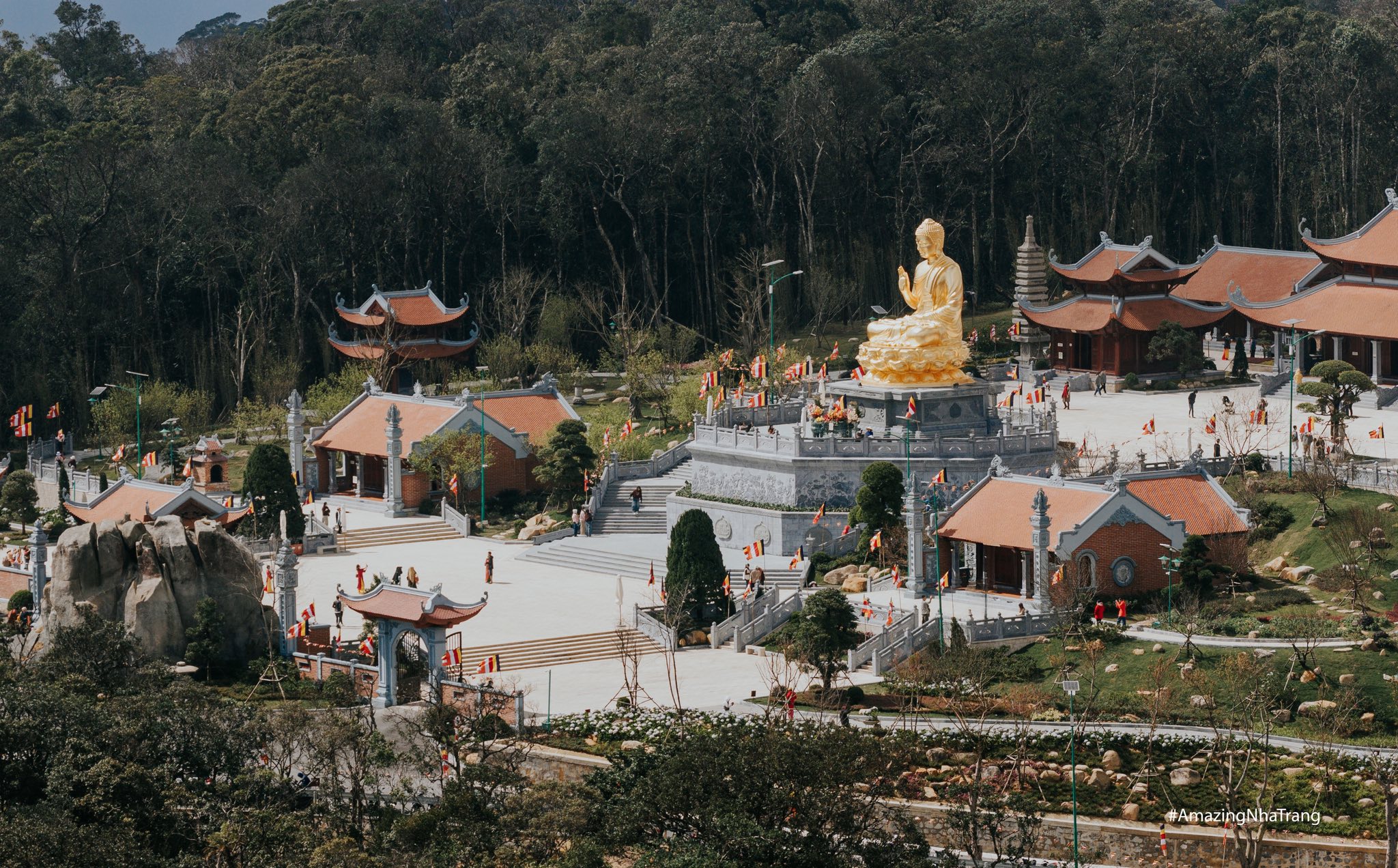 Trúc Lâm Hòn Bà 4